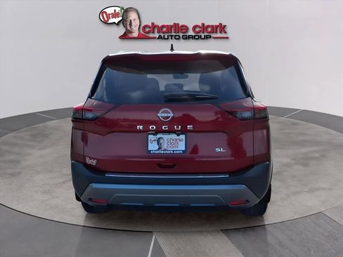Used 2023 Nissan Rogue SL w/ SL Premium Package image 5