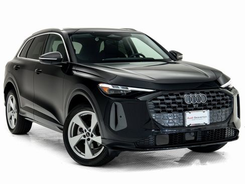 New 2025 Audi Q5 Premium Plus image 1