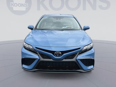 Used 2024 Toyota Camry SE w/ Cold Weather Package image 11