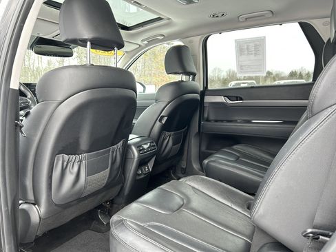Used 2020 Hyundai Palisade SEL w/ Premium Package image 13