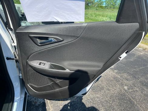 Used 2025 Chevrolet Malibu LT FWD image 27