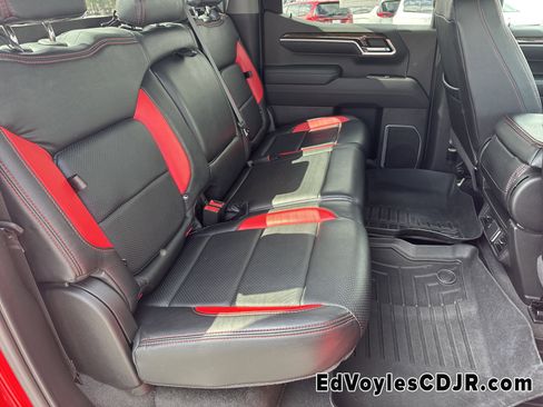 Used 2022 GMC Sierra 1500 Elevation image 18