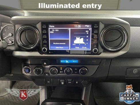 Used 2021 Toyota Tacoma TRD Off-Road image 17