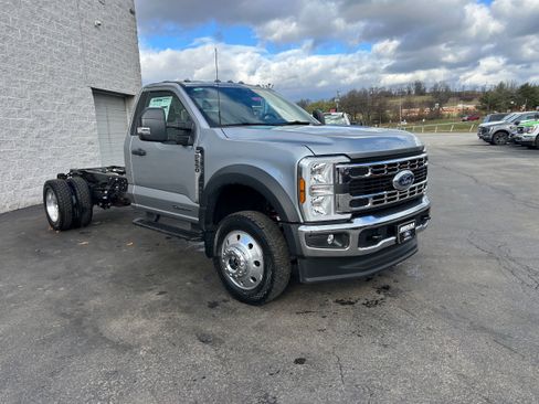New 2026 Ford F550 4x4 Regular Cab Super Duty w/ XLT Value Package image 12