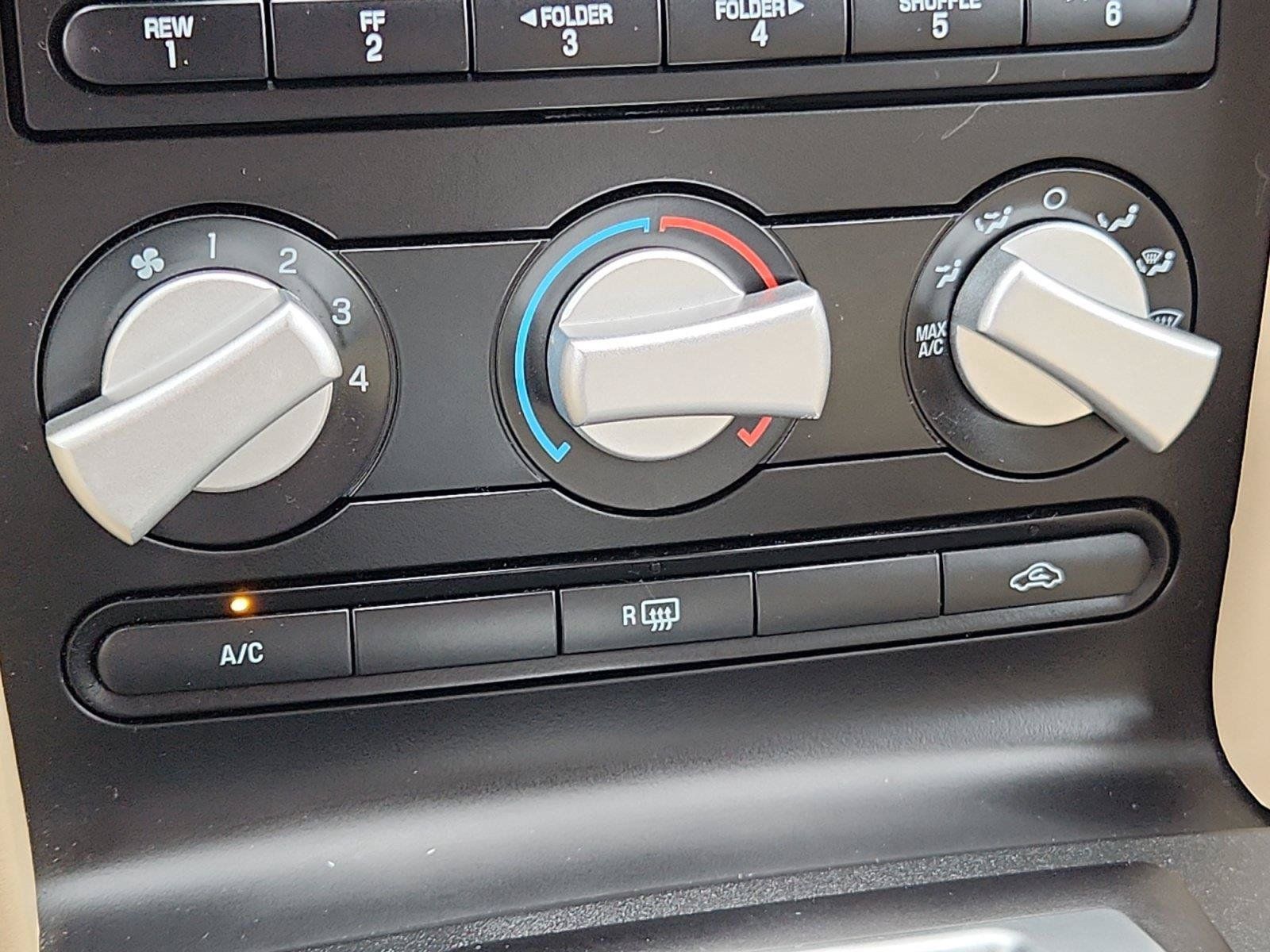 Used 2009 Ford Mustang GT RWD image 22