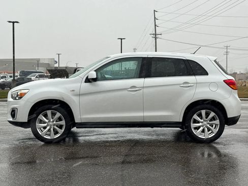 Used 2015 Mitsubishi Outlander Sport SE image 5