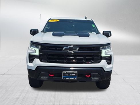 Certified 2024 Chevrolet Silverado 1500 LT Trail Boss w/ LT Trail Boss Premium Package AWD/4WD image 9