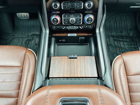 Used 2023 GMC Yukon XL Denali Ultimate w/ LPO, Floor Liner Package AWD/4WD image 31