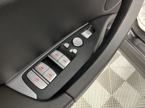 Used 2024 BMW X3 sDrive30i w/ Convenience Package image 30