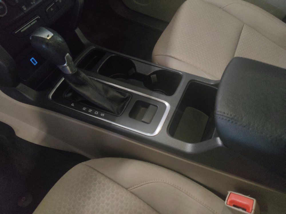 Used 2017 Ford Escape SE w/ Equipment Group 201A FWD image 26