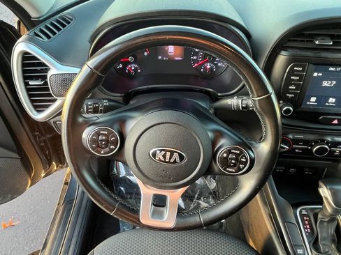 Used 2020 Kia Soul X-Line image 12