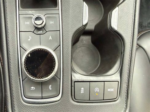 Used 2020 Cadillac XT4 Sport image 25