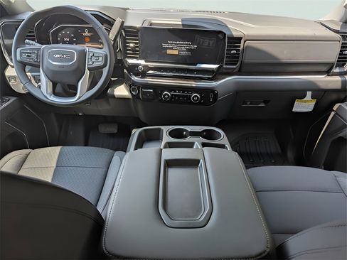 New 2026 GMC Sierra 1500 Elevation image 25