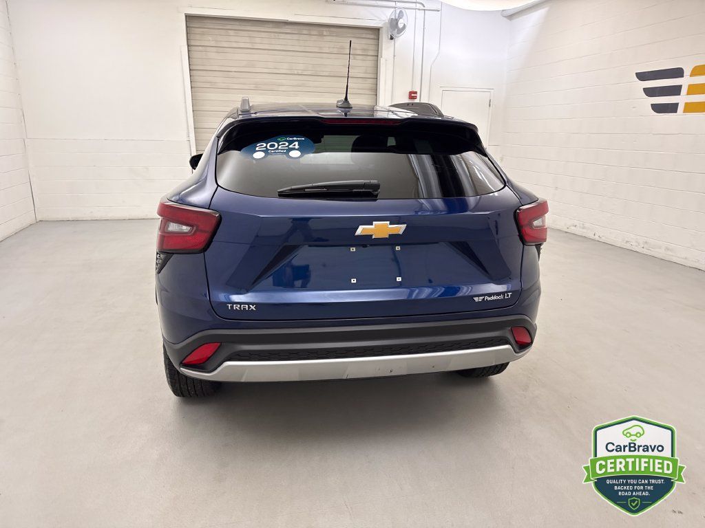 Certified 2024 Chevrolet Trax LT w/ Driver Confidence Package FWD image 5