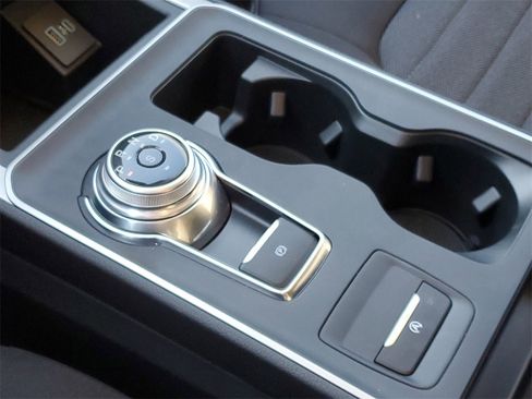 New 2024 Ford Edge SE w/ Black Appearance Package image 24