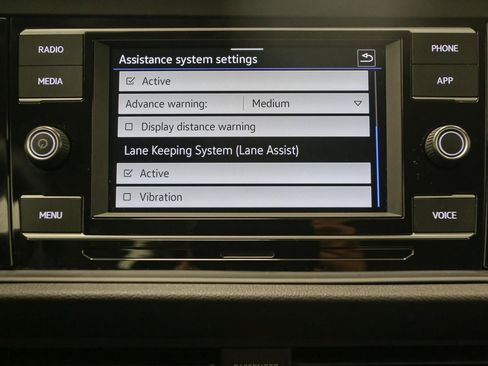 Used 2022 Volkswagen Jetta S image 28