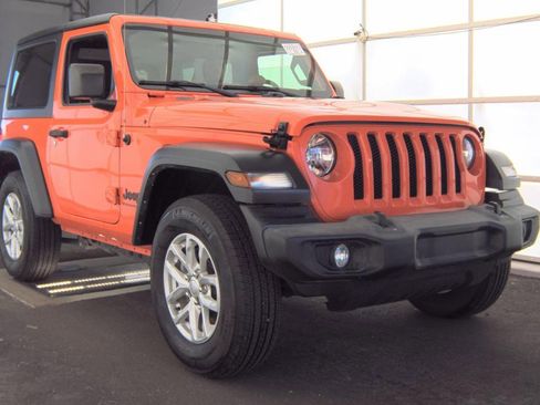 Used 2023 Jeep Wrangler Sport image 2