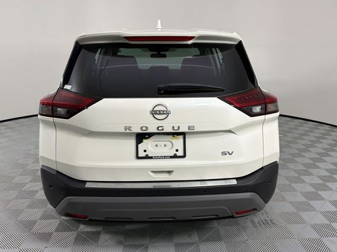 Used 2023 Nissan Rogue SV FWD image 10