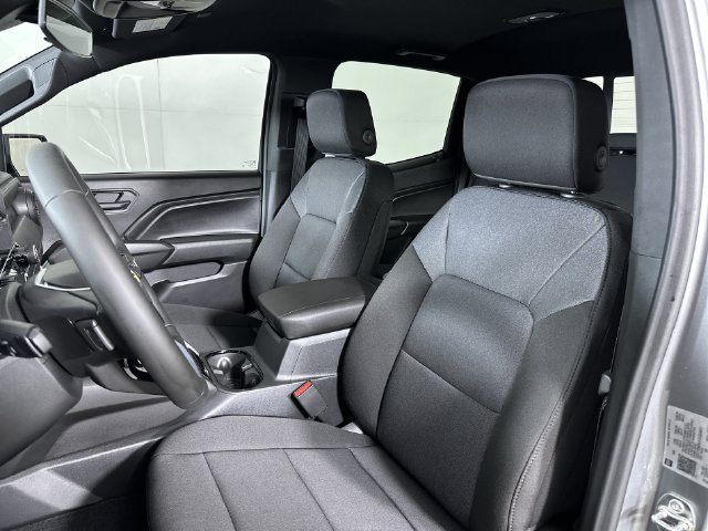 Used 2026 Chevrolet Colorado W/T RWD image 21