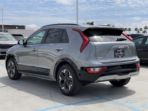 New 2026 Kia Niro Wind FWD image 6