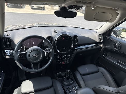Used 2024 MINI Cooper Countryman S w/ Premium Package FWD image 6
