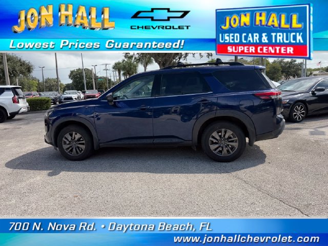 Used 2022 Nissan Pathfinder SV w/ SV Premium Package FWD image 4