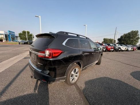 Used 2019 Subaru Ascent Premium AWD/4WD image 2
