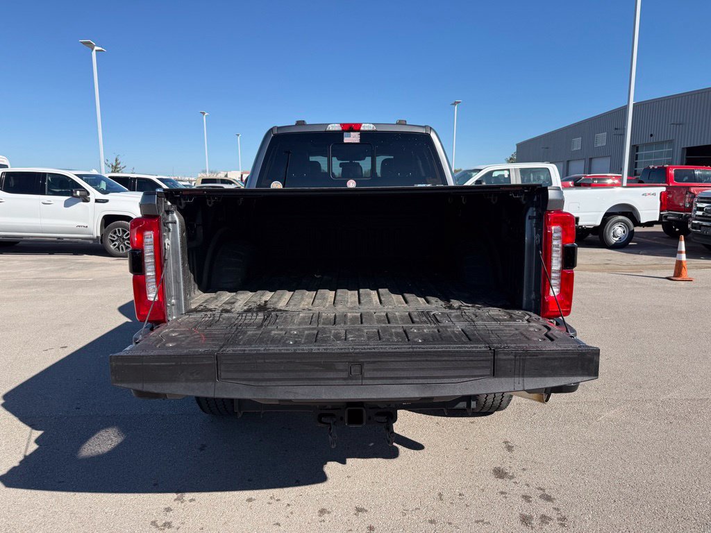 Used 2023 Ford F250 Lariat w/ Lariat Ultimate Package AWD/4WD image 19