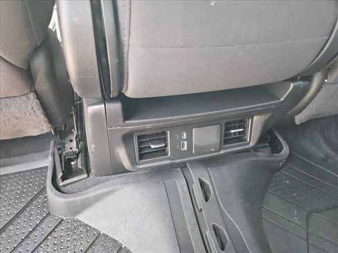 Used 2024 Chevrolet Silverado 1500 Custom AWD/4WD image 18