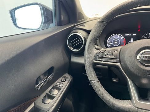 Used 2021 Nissan Kicks SR w/ Exterior Package FWD image 24