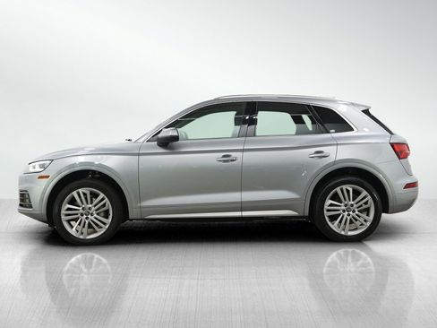 Used 2018 Audi Q5 2.0T Premium Plus w/ Premium Plus Package AWD/4WD image 2