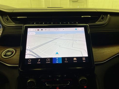 Certified 2021 Jeep Grand Cherokee L Summit w/ Advanced Protech Group IV image 18