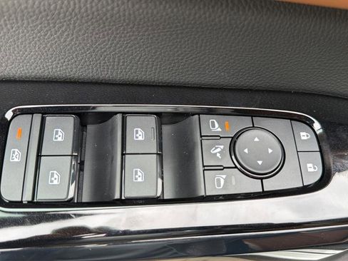 New 2026 Nissan Pathfinder Platinum AWD/4WD image 22
