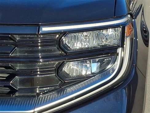 Used 2025 Ford Expedition Max Platinum image 9