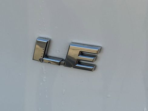 Used 2024 Toyota RAV4 LE FWD image 9