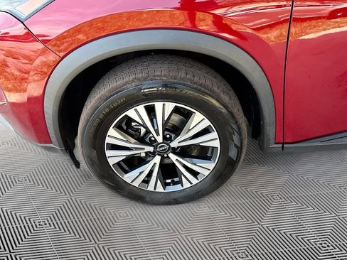 Used 2023 Nissan Rogue SV AWD/4WD image 34