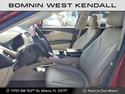 Used 2019 Lincoln Nautilus FWD image 23