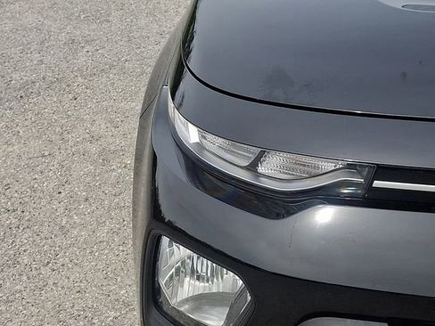 Used 2020 Kia Soul LX FWD image 24