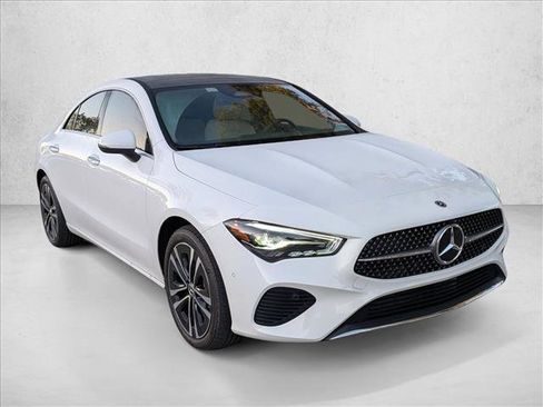 Certified 2025 Mercedes-Benz CLA 250 image 3