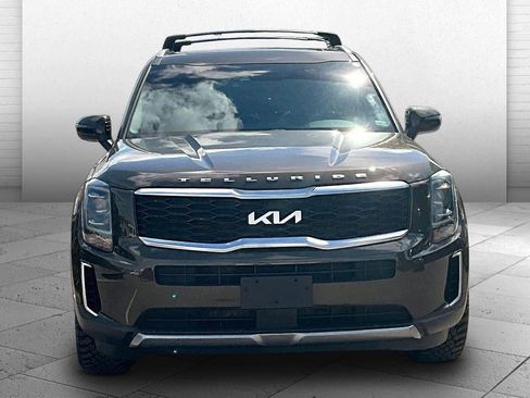 Used 2022 Kia Telluride S AWD/4WD image 2