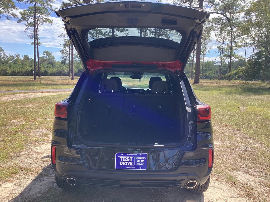 New 2026 Chevrolet TrailBlazer RS w/ Convenience Package FWD image 7