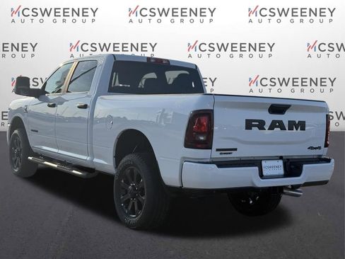 New 2026 RAM 2500 Big Horn AWD/4WD image 4