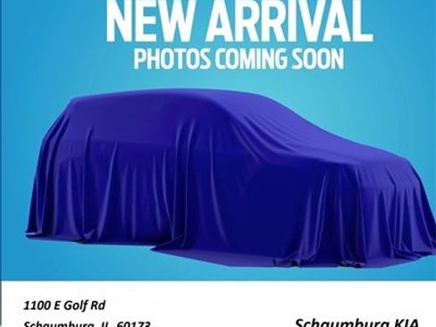 Used 2023 Chrysler Voyager LX image 1