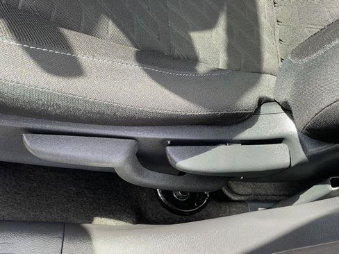 Used 2024 Nissan Kicks SV image 23