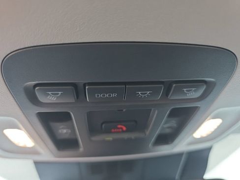Used 2025 Toyota Camry XLE w/ Premium Plus Package FWD image 26