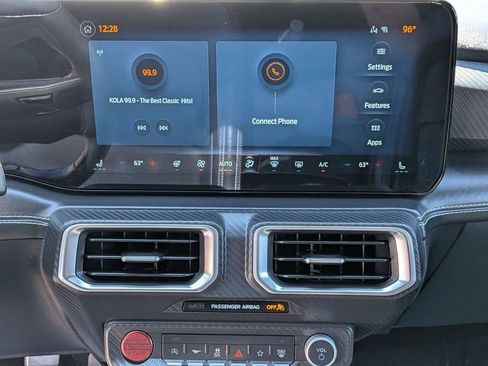 Used 2024 Ford Mustang Premium image 19