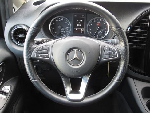 Used 2023 Mercedes-Benz Metris Passenger image 25