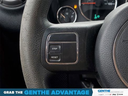 Used 2018 Jeep Wrangler Unlimited Sport image 15