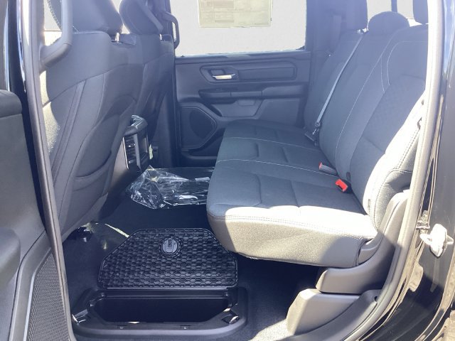New 2026 RAM 1500 Express AWD/4WD image 15
