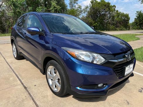 Used 2016 Honda HR-V EX image 1